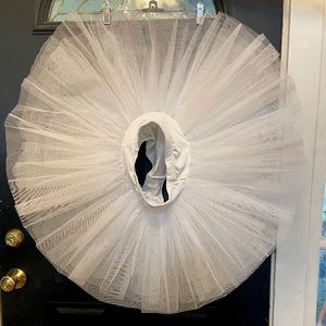 white platter tutu size small
